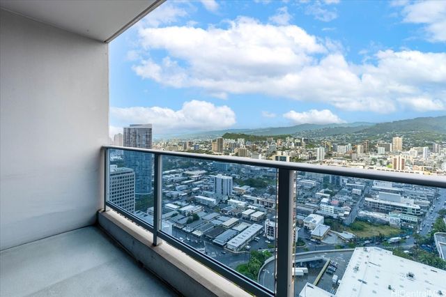 1391 Kapiolani Boulevard 3904, Honolulu, HI 96814