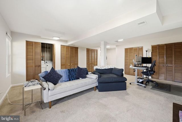 9236 LABELLE LN, Gaithersburg, MD 20879