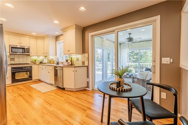 7 Barben Circle, Mendon, NY 14506