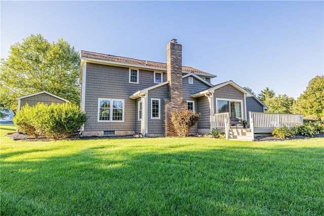 7 Barben Circle, Mendon, NY 14506
