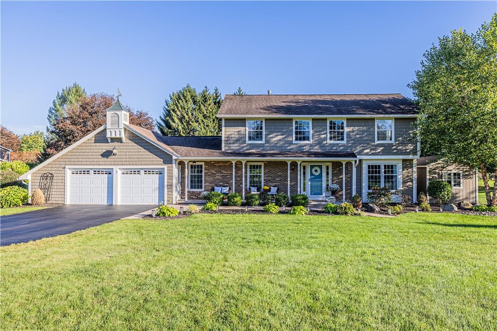 7 Barben Circle, Mendon, NY 14506