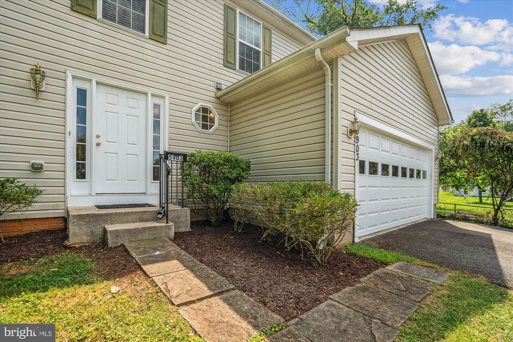 5903 TECUMSEH ST, College Park, MD 20740