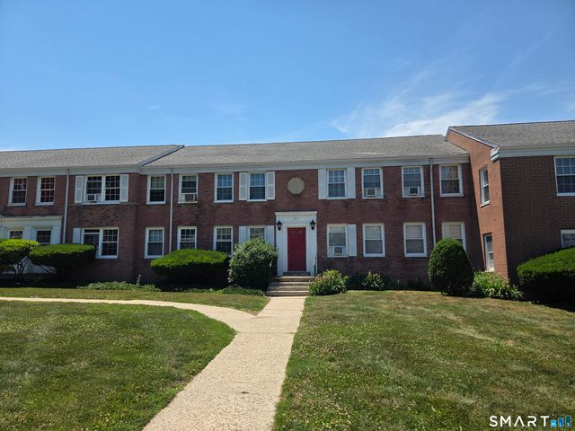 26 Revere Drive 3, Stamford, CT 06902