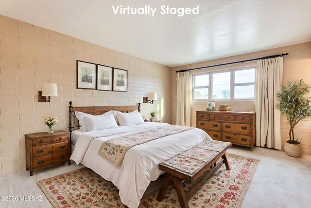 921 S Abrego Drive, Green Valley, AZ 85614