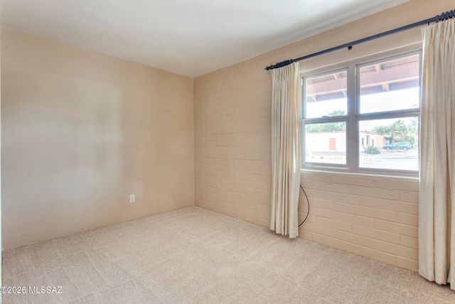 921 S Abrego Drive, Green Valley, AZ 85614