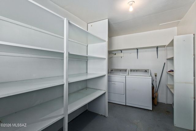 921 S Abrego Drive, Green Valley, AZ 85614