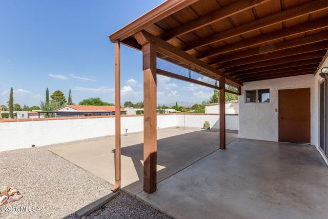 921 S Abrego Drive, Green Valley, AZ 85614