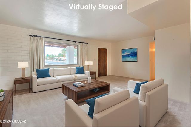 921 S Abrego Drive, Green Valley, AZ 85614