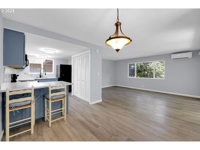 1500 NORKENZIE Rd, Eugene, OR 97401