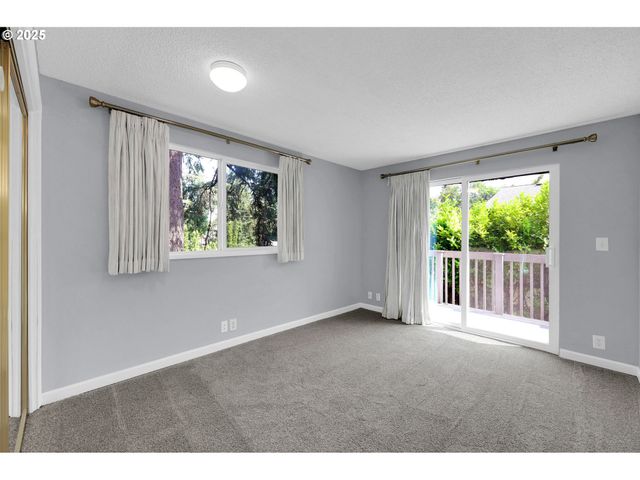 1500 NORKENZIE Rd, Eugene, OR 97401