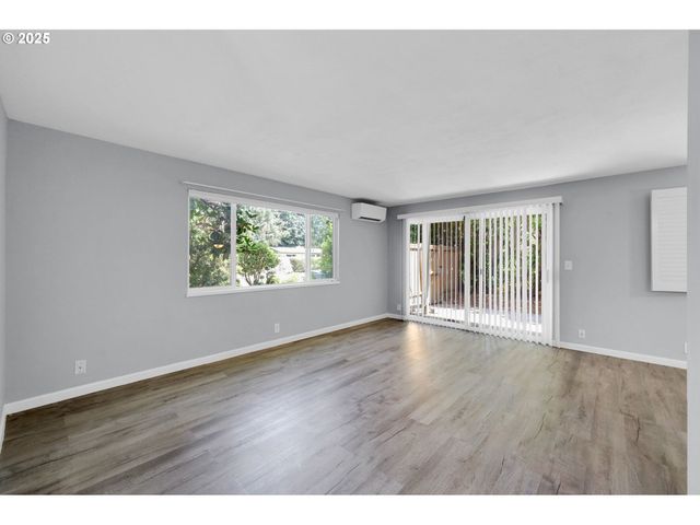 1500 NORKENZIE Rd, Eugene, OR 97401