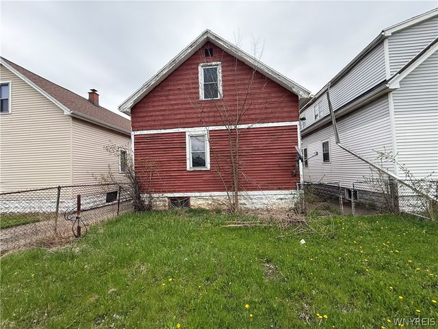 18 Wilkes Avenue, Buffalo, NY 14215