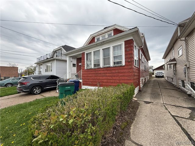 18 Wilkes Avenue, Buffalo, NY 14215