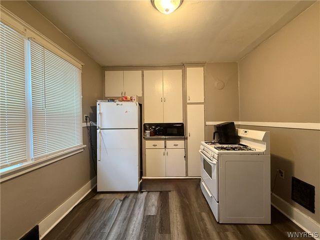 18 Wilkes Avenue, Buffalo, NY 14215