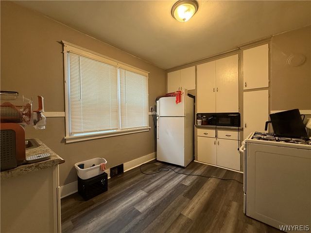 18 Wilkes Avenue, Buffalo, NY 14215
