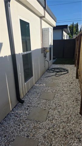 22732 Mariano Street, Woodland Hills, CA 91367