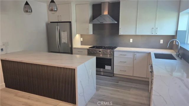 22732 Mariano Street, Woodland Hills, CA 91367