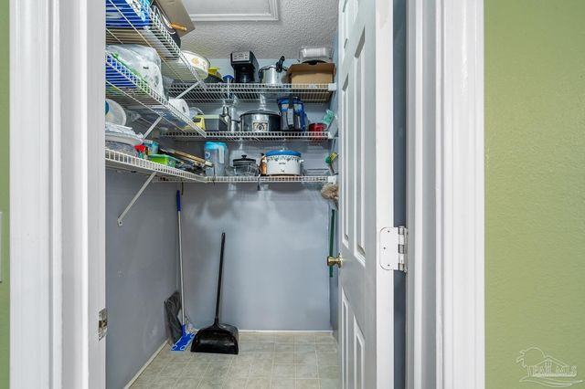 2004 Coral St, Pensacola, FL 32506