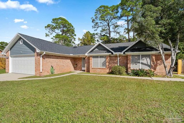 2004 Coral St, Pensacola, FL 32506