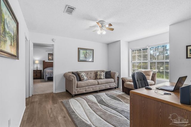 2004 Coral St, Pensacola, FL 32506