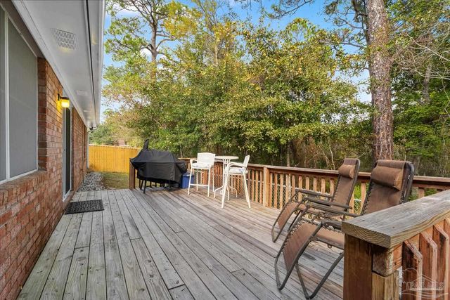 2004 Coral St, Pensacola, FL 32506