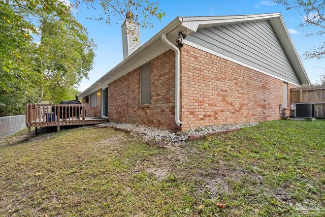 2004 Coral St, Pensacola, FL 32506