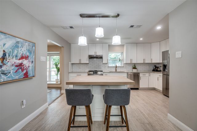 3385 Northaven Road, Dallas, TX 75229