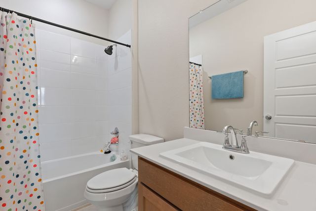 183 Rock Rose Circle, Lavon, TX 75166