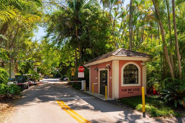 3441-1 Poinciana Ave, Coconut Grove, FL 33133