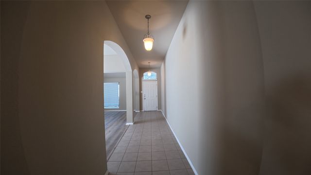 4041 Summerhill Lane, Fort Worth, TX 76244