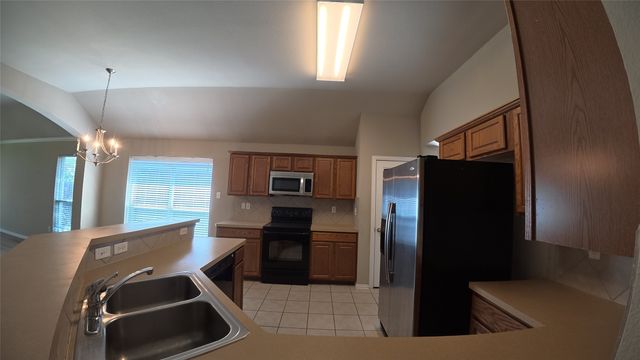 4041 Summerhill Lane, Fort Worth, TX 76244