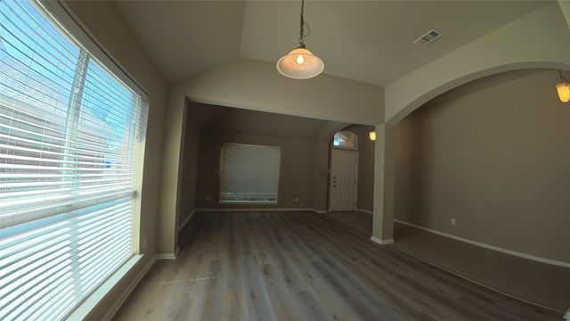 4041 Summerhill Lane, Fort Worth, TX 76244