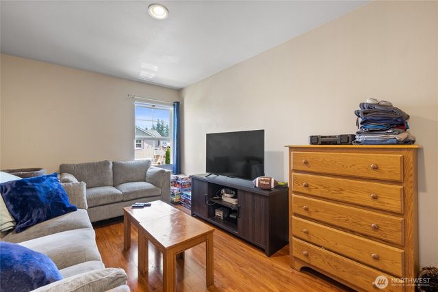 20304 48th Avenue E, Spanaway, WA 98387