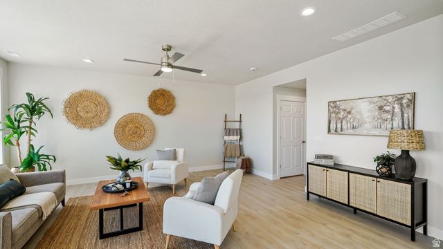 9579 N BLUEBELL DR, Eagle Mountain, UT 84005