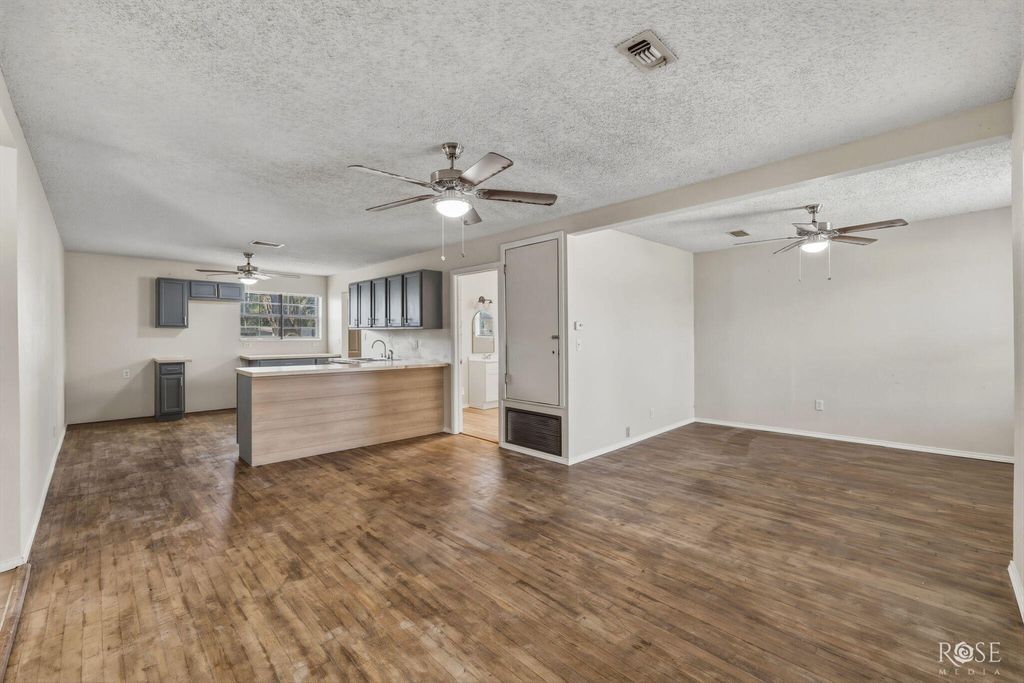 Image 2 of property listing at 618 Pulliam Street, San Angelo, TX 76903
