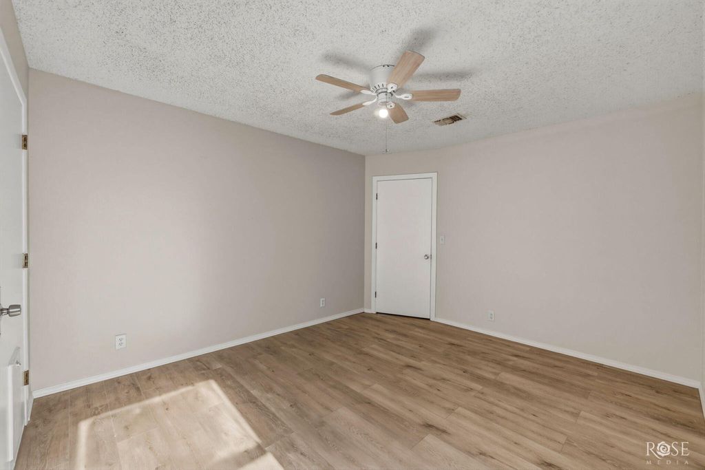 Image 9 of property listing at 618 Pulliam Street, San Angelo, TX 76903