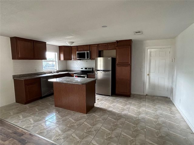 1315 LAUREL DRIVE, Daytona Beach, FL 32117