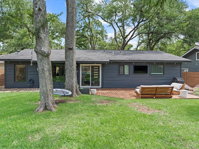 1907 Parkside LN, Austin, TX 78745