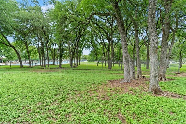 1907 Parkside LN, Austin, TX 78745
