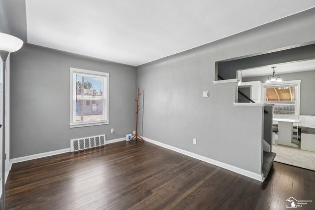 1886 15th Street, Wyandotte, MI 48192