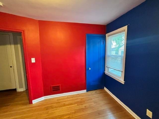 8059 Coolidge Road, Center Line, MI 48015