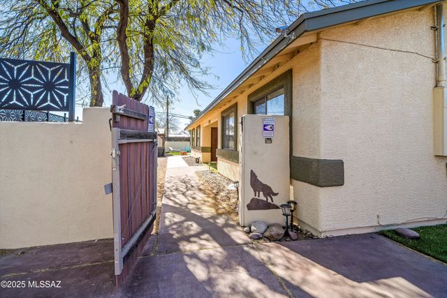 2223 N Forgeus Avenue, Tucson, AZ 85716