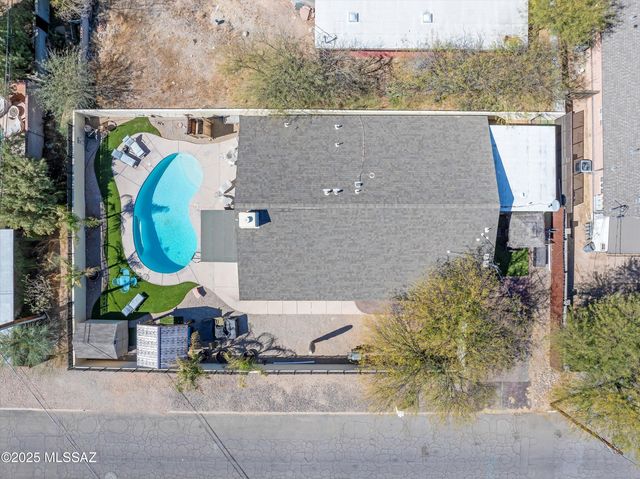 2223 N Forgeus Avenue, Tucson, AZ 85716