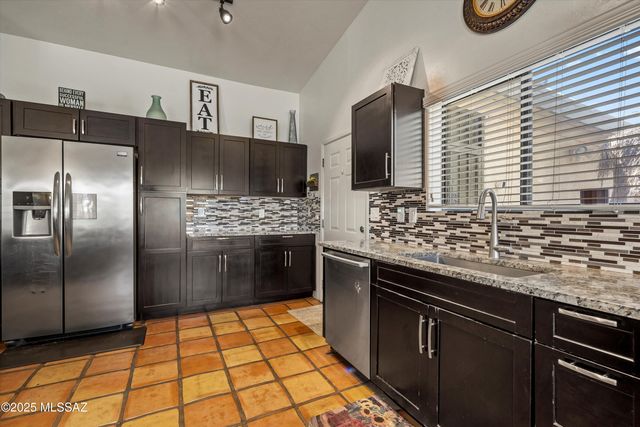 2223 N Forgeus Avenue, Tucson, AZ 85716