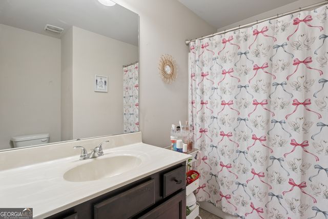 5752 Shore Isle Court, Flowery Branch, GA 30542