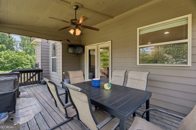5752 Shore Isle Court, Flowery Branch, GA 30542