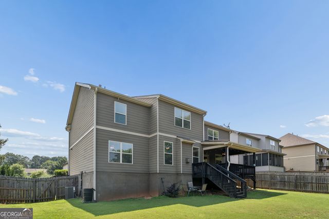 5752 Shore Isle Court, Flowery Branch, GA 30542
