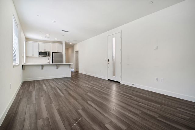 5667 Drifton Way, Sacramento, CA 95835