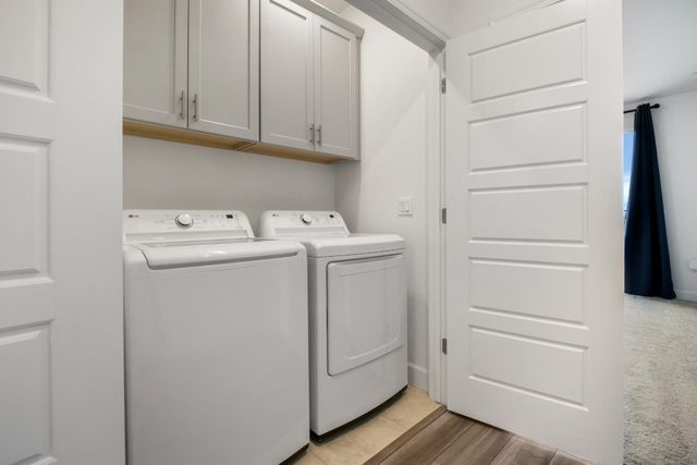 5667 Drifton Way, Sacramento, CA 95835