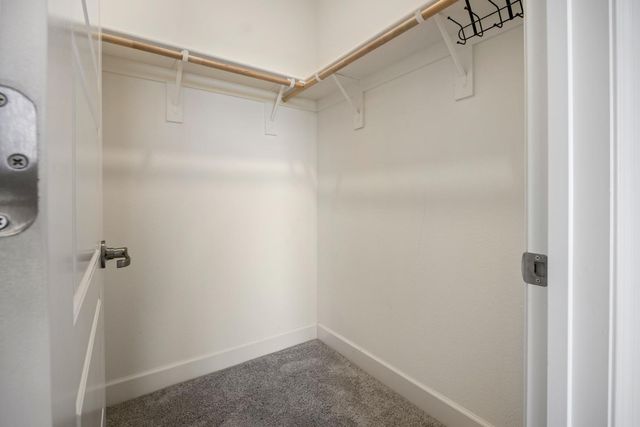 5667 Drifton Way, Sacramento, CA 95835